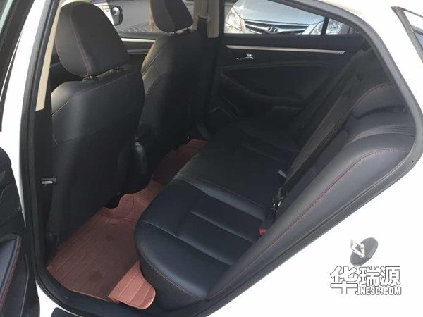奔腾B70，自主品牌，性价比高，4.65万开回家