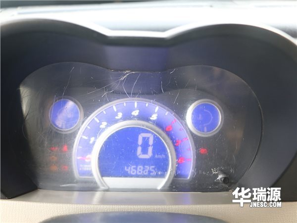 AO级车型力帆320，造型古典，动力十足，安全舒适