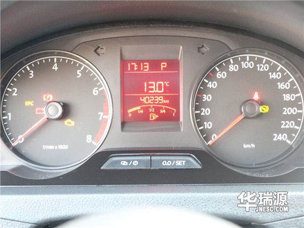 大众桑塔纳,德系知名品牌,年限近保值率高