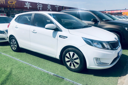 呼和浩特二手起亚K2 2012款 两厢 1.4L 自动 GLS